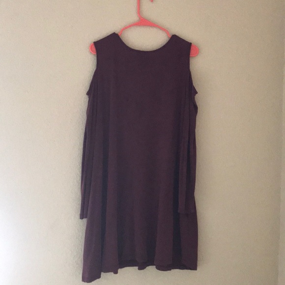 Dress - Picture 5 of 5